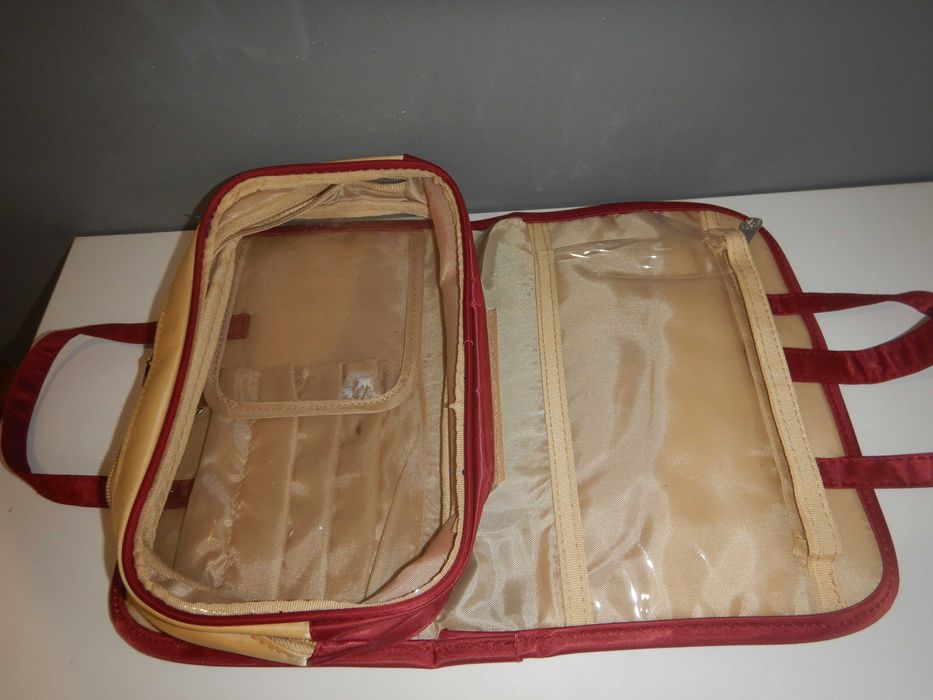 Torebka podręczna na kosmetyki travel bag