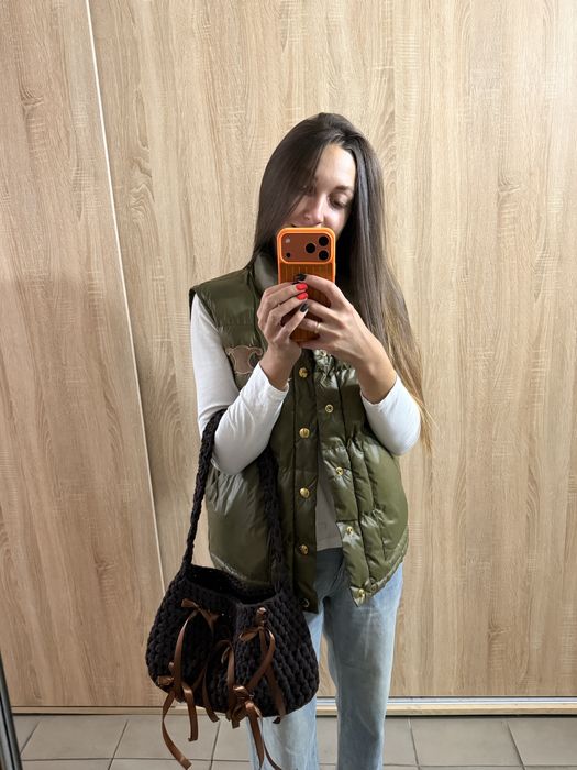 жилетка на пуху легка Celine