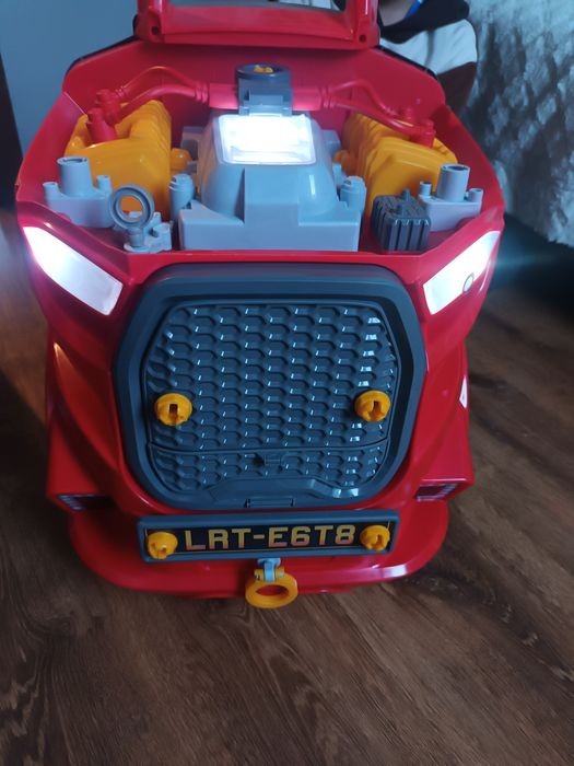 Woopie wielka ciezarowka do składania .warsztat mechanika