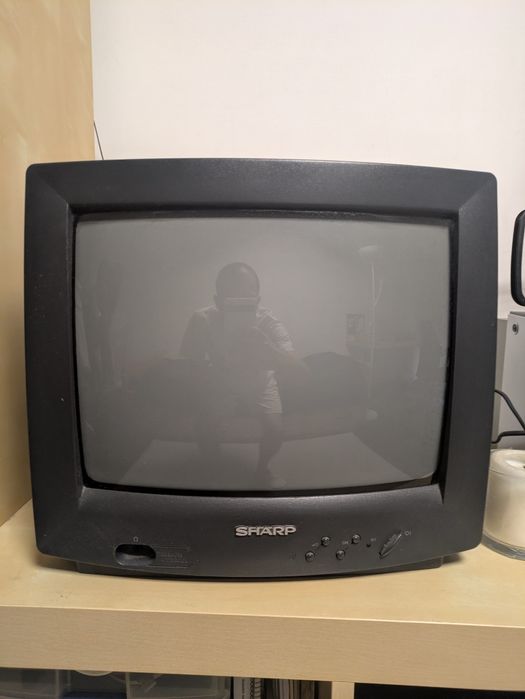 Televisão 13" SHARP 37-EM-33S
