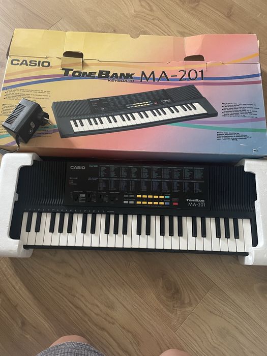 Keyboard  CASIO