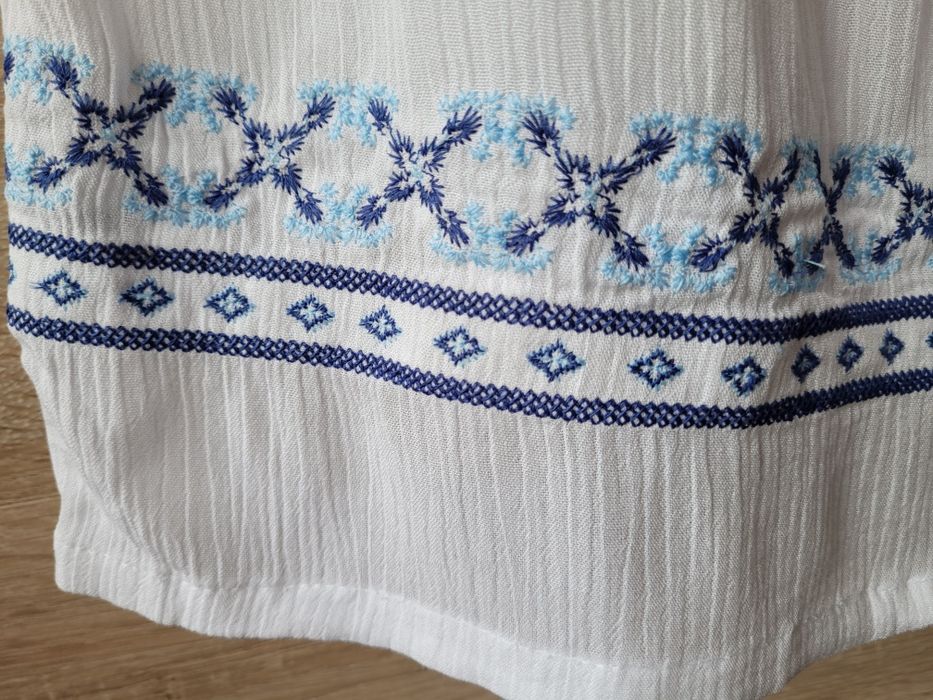 Zwiewna letnia sukienka r. 38
