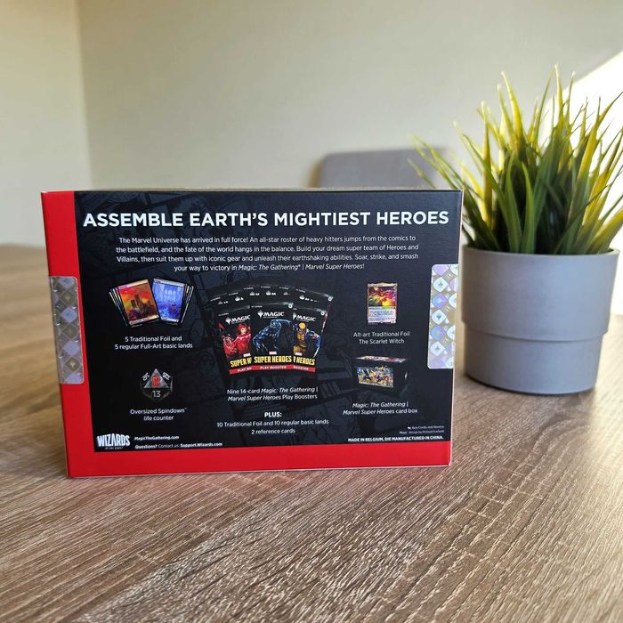 Magic: The Gathering Marvel Super Heroes Bundle - Selado - MTG