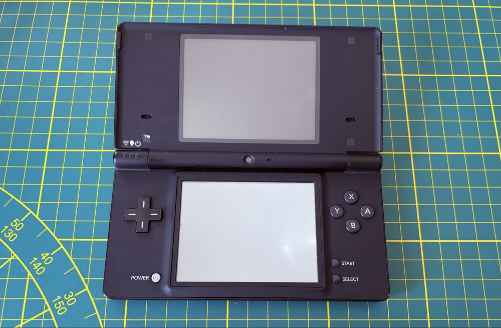 Nintendo DSi Pokémon Black