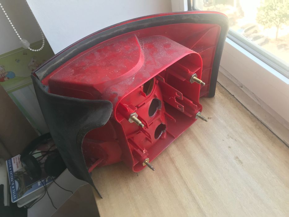 Farolim traseiro drt clio outro fiat punto e farois nevoeiro v40 e V70