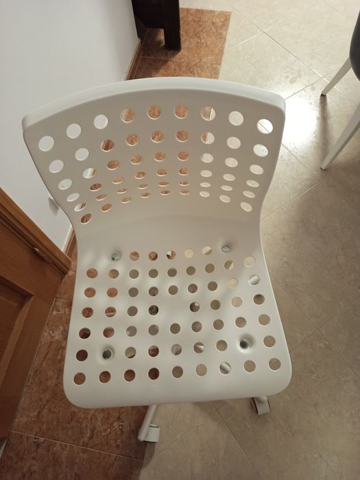 Cadeira de escritório/quarto Ikea