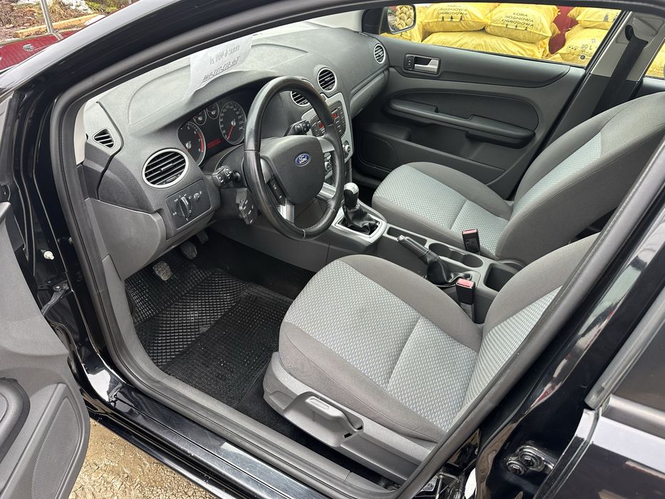 Ford Focus 1.8 b