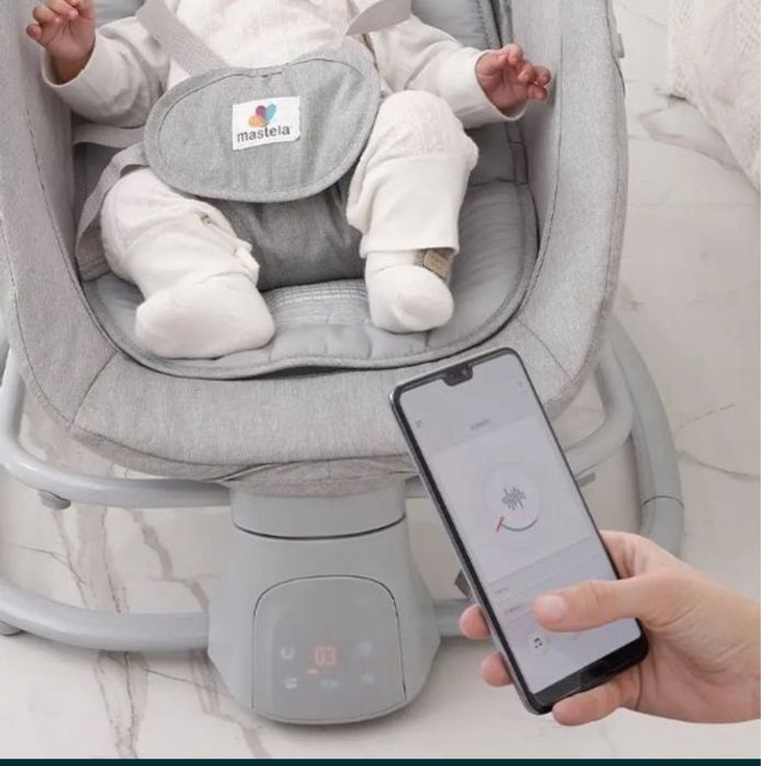 Заколисуючий центр 4 в 1 Mastela новий!