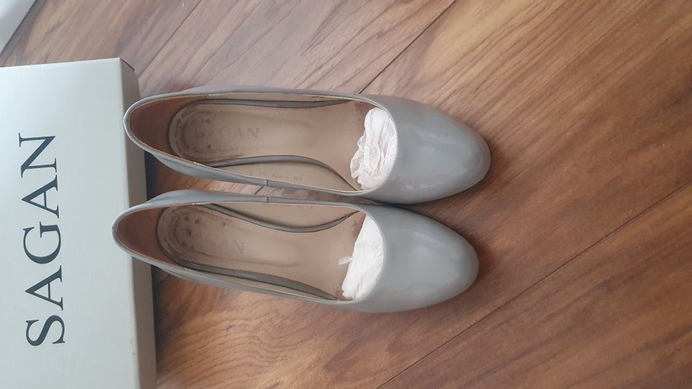 Szpilki skórzane rozm. 38