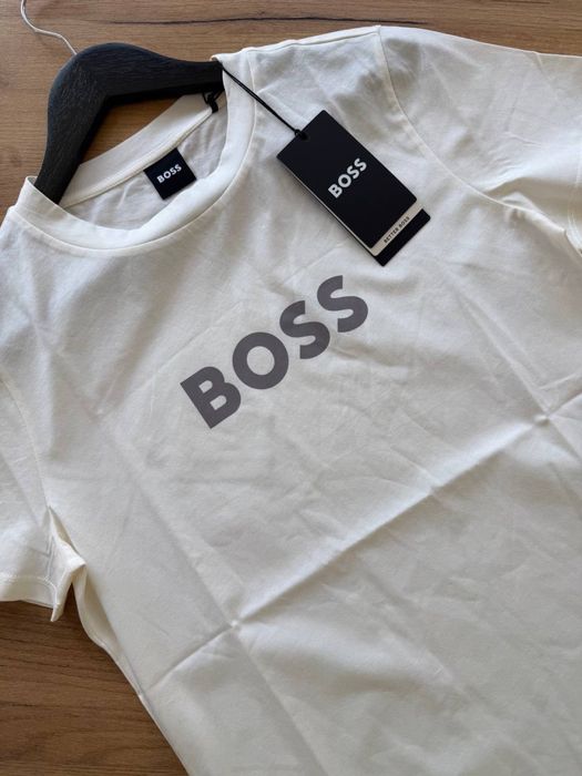 Продам футболку женская Hugo Boss