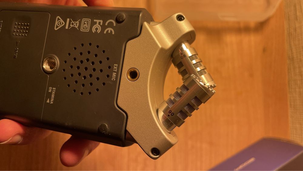 Zoom H4n PRO мікрофон