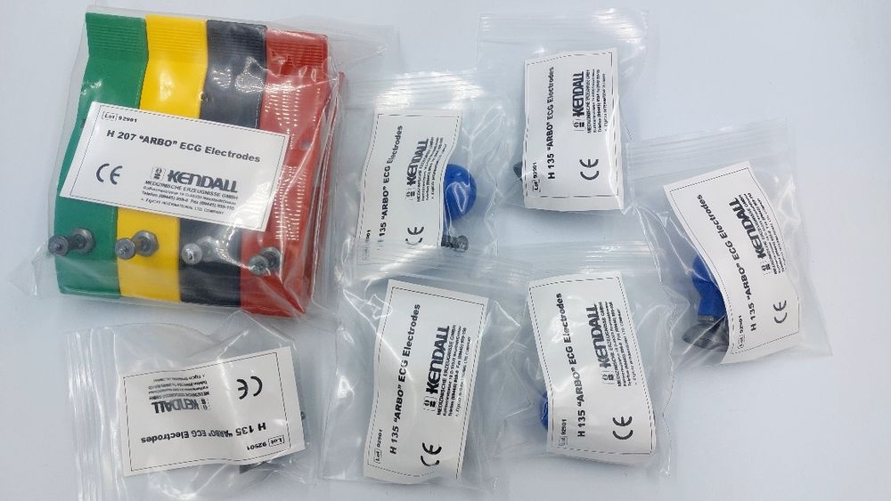 Електрокардіограф новий, в кейсі.