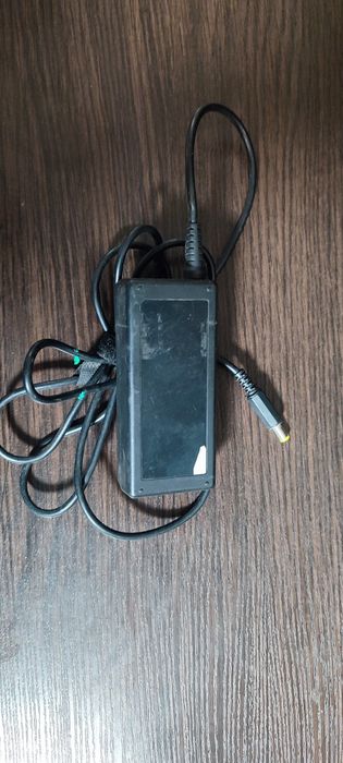 Блок питания для ноутбука