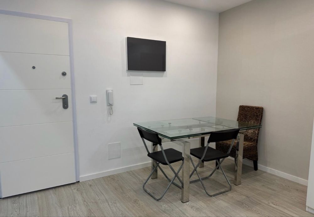 Apartamento T1 Monte Abrãao