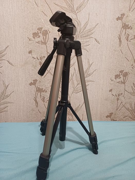 Фотоштатив Velbon