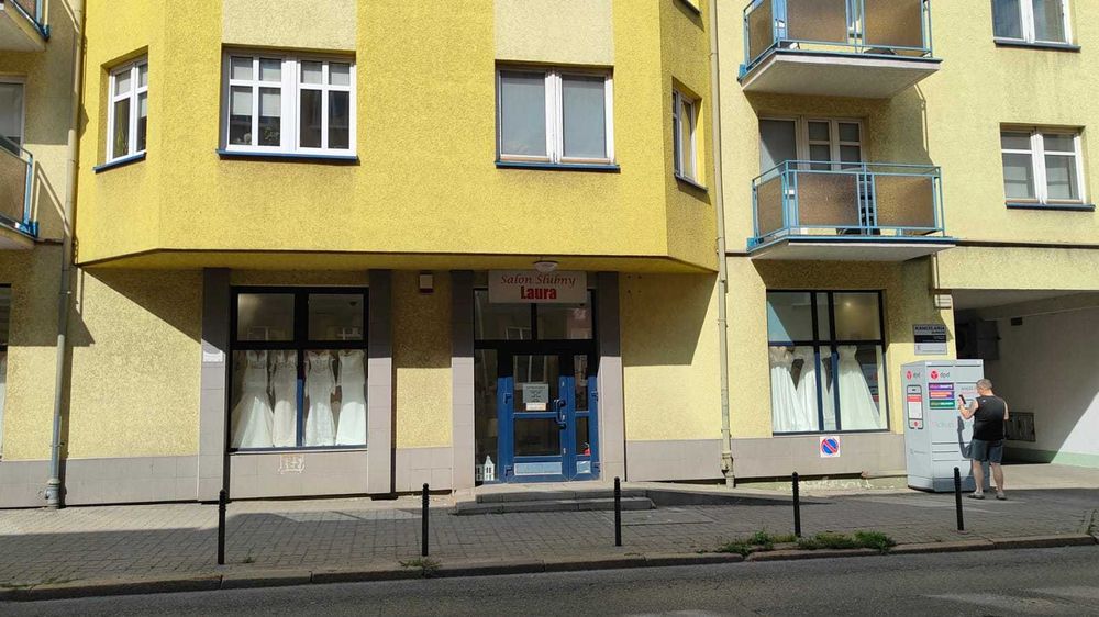Lokal handlowo-usługowy na parterze w Śródmieściu