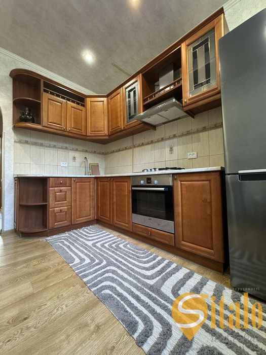 Продаж 2-х кімнт. квартири вул. Незалежної України (019)