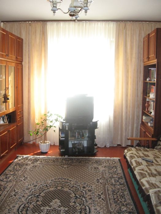 квартира 101 м пр Ч. Калини, 4; 1 поверх