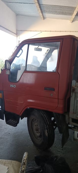 Carrinha Toyota Dyna 150