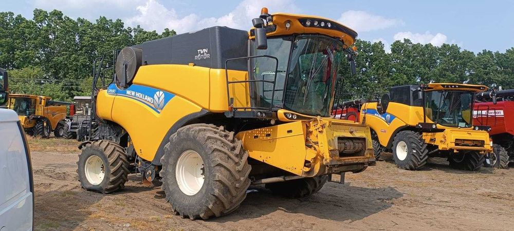 Комбайн New Holland CR-9.80