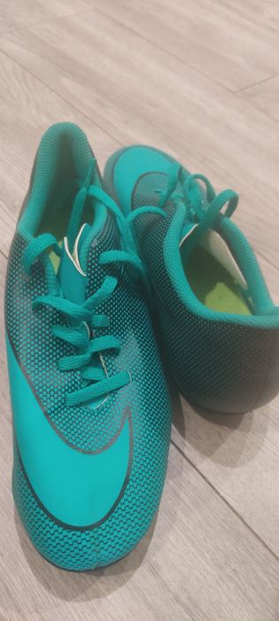 Nike бу в хорошій якості. Розмір 38