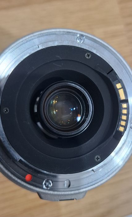 Canon EOSIX plus Sigma 28-200