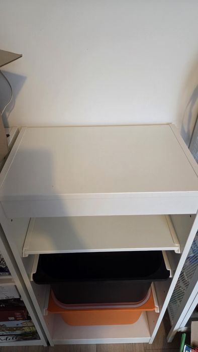 Trofast Ikea z półką i pojemnikami