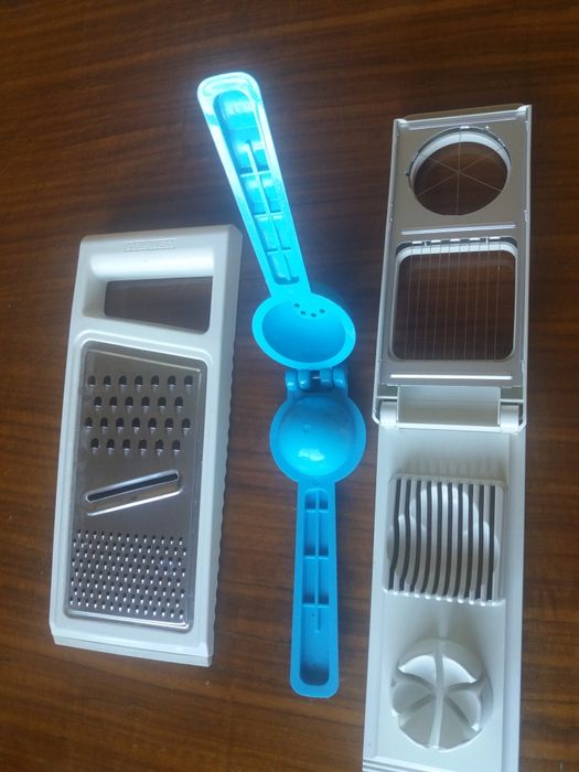 Conjunto raladores e utensílios de cozinhha