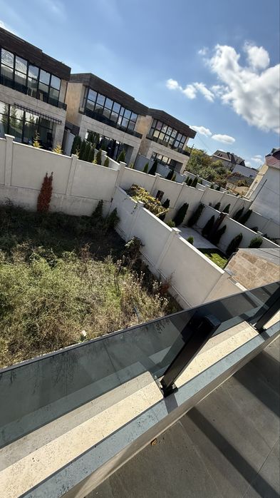 Продам новый дом  у моря, Одесса . 3 сотки земли