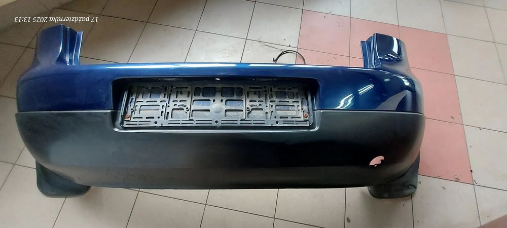 Vw Golf V Zderzak Tył HB Kolor.LD5Q