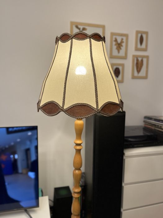 Lampa podlogowa vintage