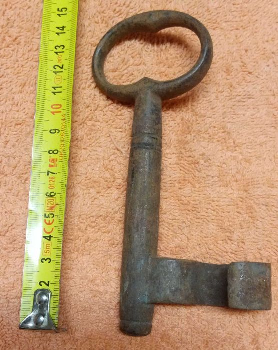 Chave antiga em ferro