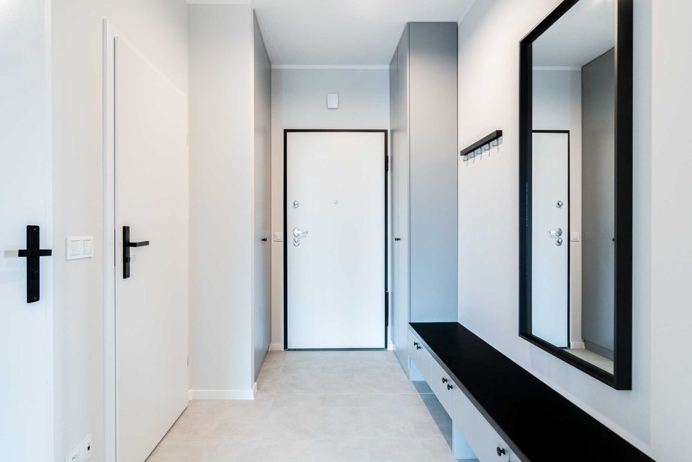 Mega standard, ul. Góreckiego 13, balkon UŚ WSP UE