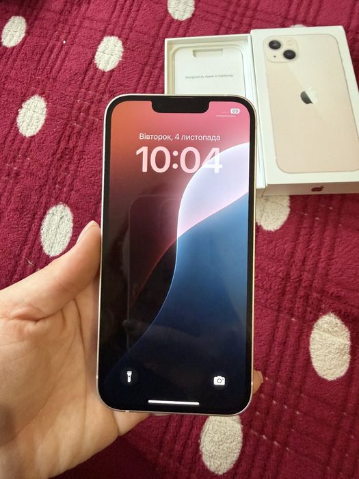 Продам iPhone 13