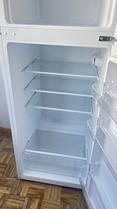 Frigorifico novo