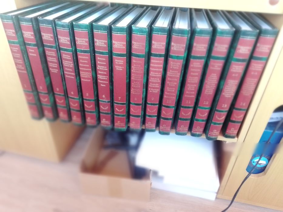 Enciclopédia -  Biblioteca geral de consulta