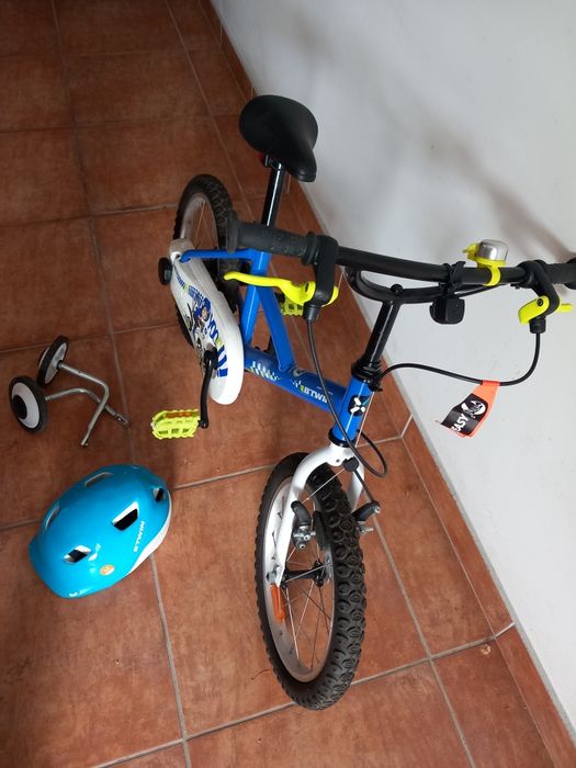 Com  bicicleta roda 16