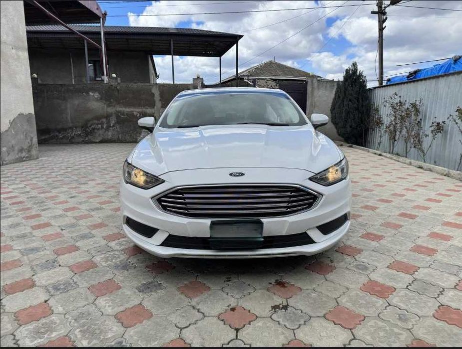 Ford Fusion Hybrid 2018 USA