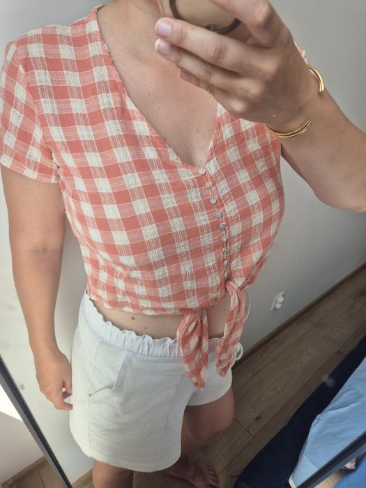 Bluzka crop w kratkę holiday na wakacje wiązana summer Stradivarius 38