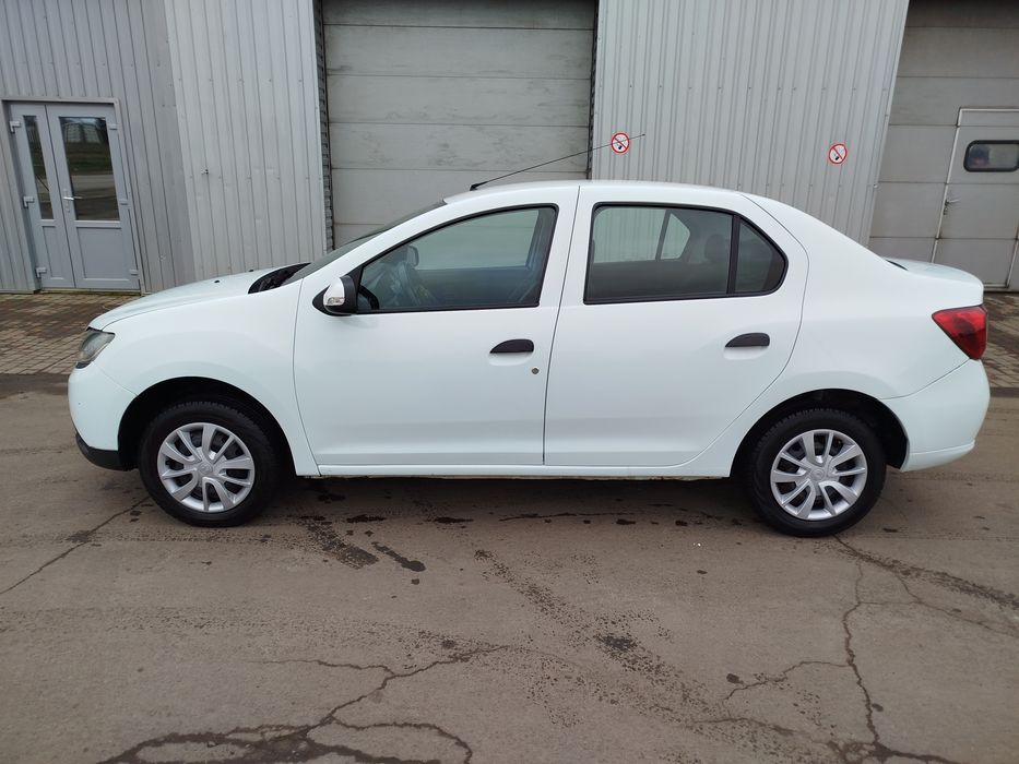 Продам логан 2016 рік газ 4