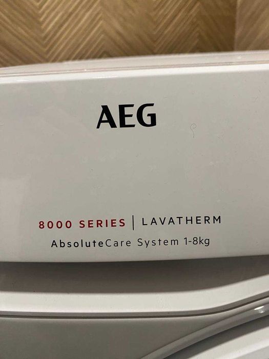 Máquina de Secar Roupa AEG Lavatherm 8000 Series – 8 kg