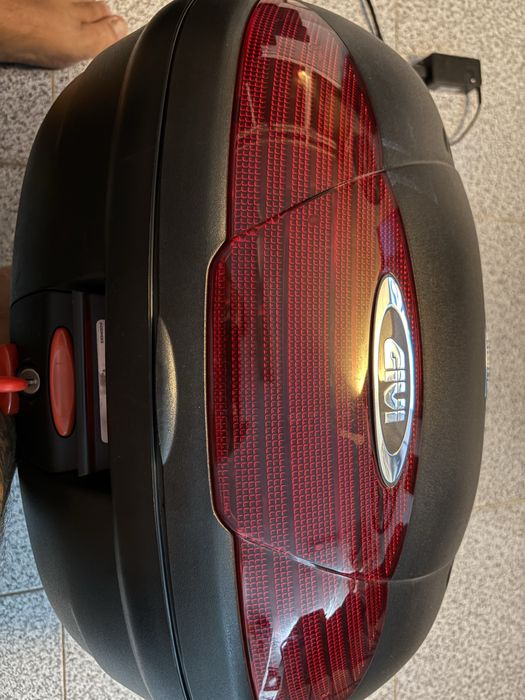 Topcase givi 37 L givi