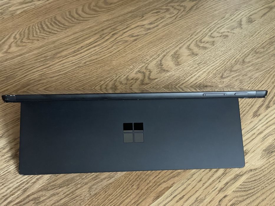 Microsoft Surface Pro 6 i5 8Gb 256Gb SSD +Windows ліцензія активований