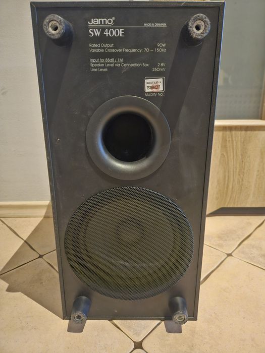 Subwoofer aktywny Jamo Sw400E