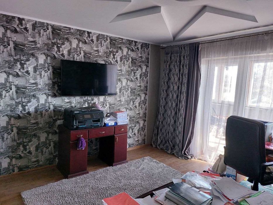 продам будинок пгт Високий