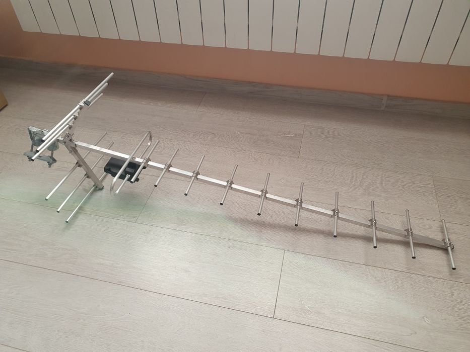 Antena dvb-t dipol 19 rurka