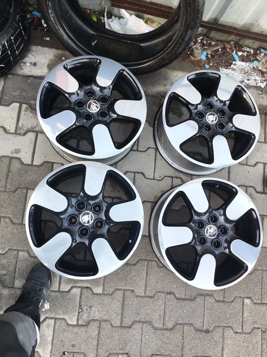 Felgi aluminiowe skoda 7jx17 et50 5x112 seat VW cupra