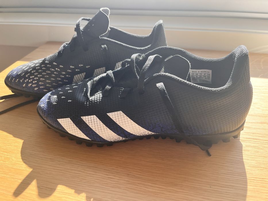 Chuteiras adidas Predator novas