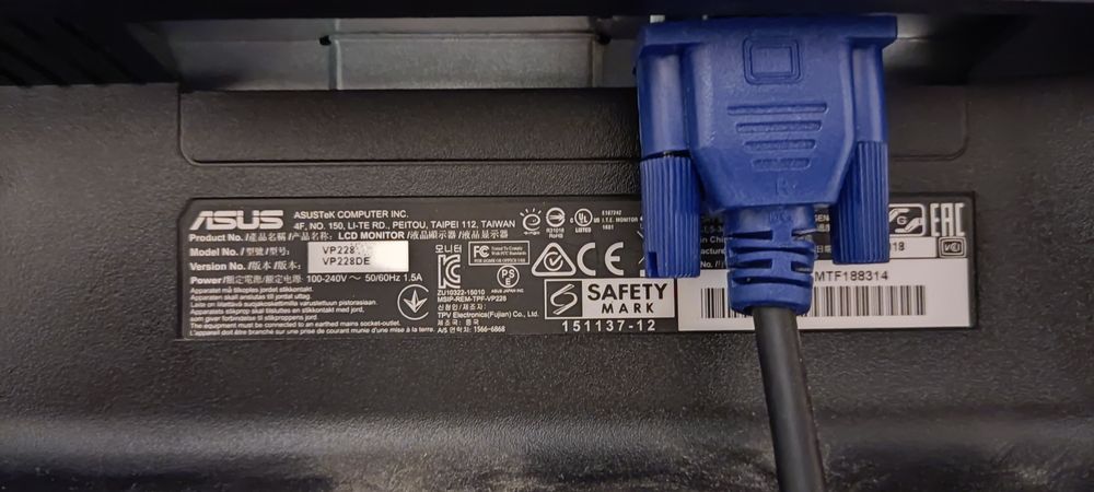 Монитор Asus vp228DE 60гц