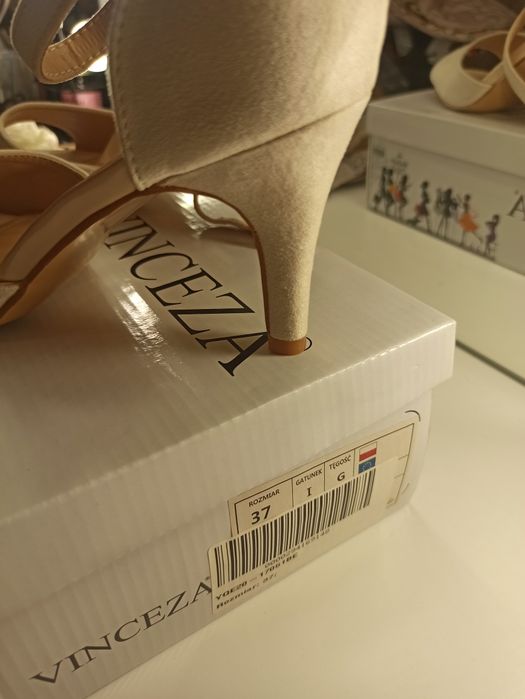 Buty damskie vinceza.